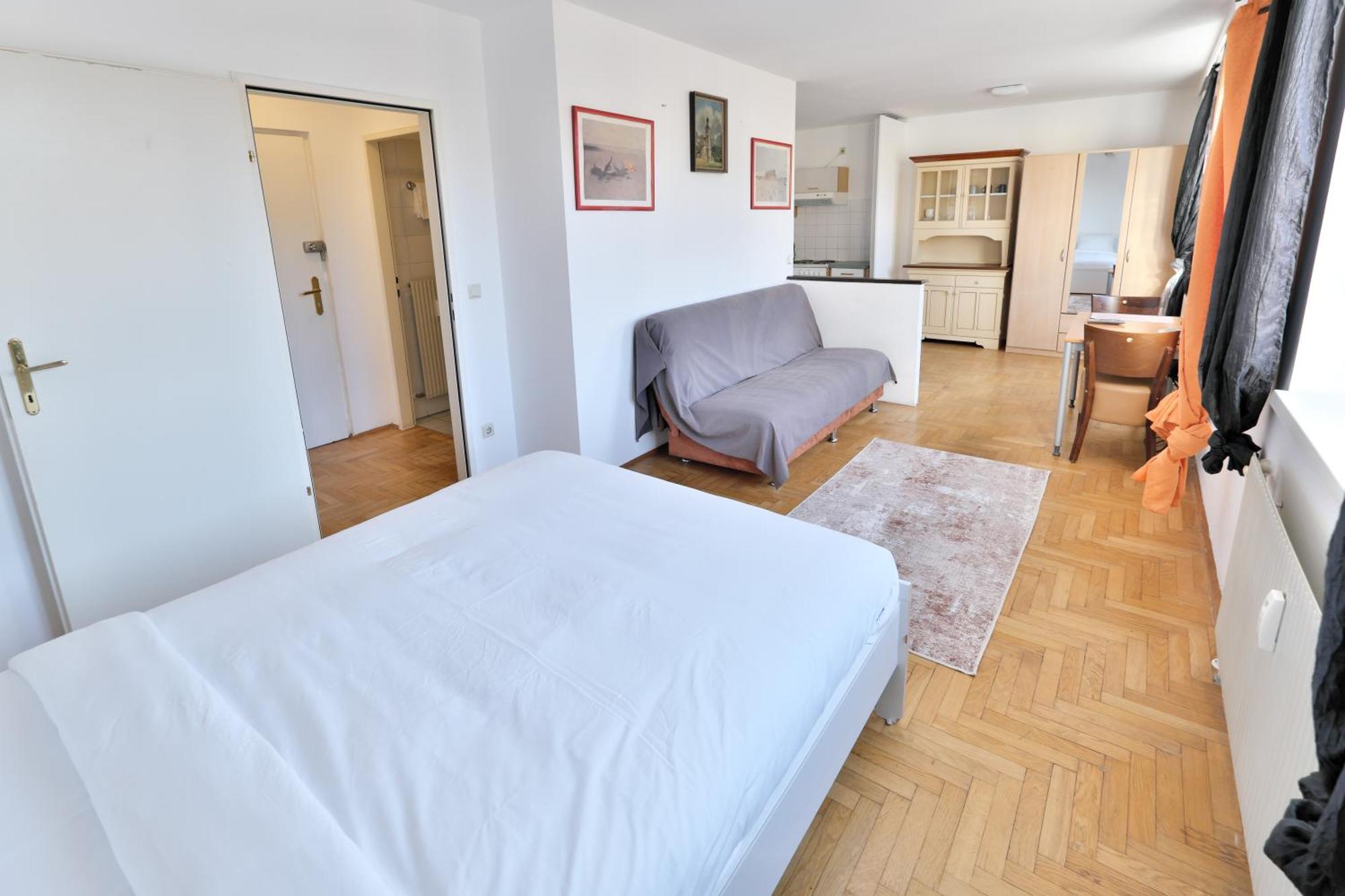 Schoenbrunn Apartment Вена Экстерьер фото